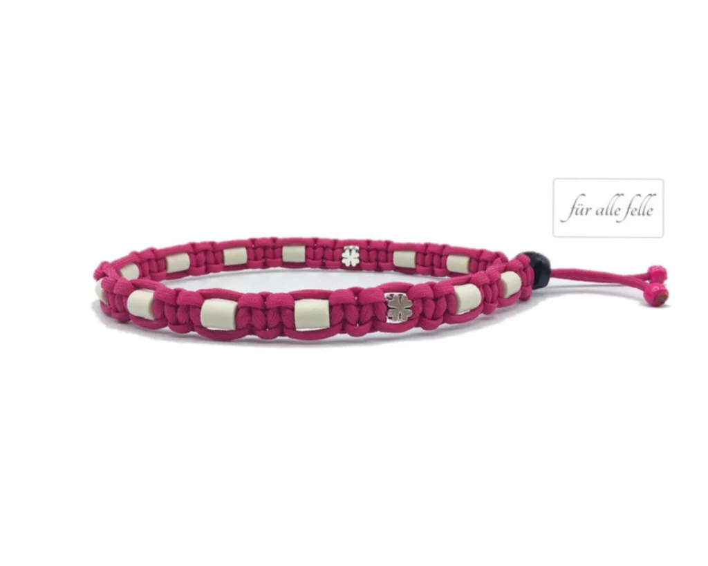 Brombeere Paracord EM Keramik Halsband Antizeckenhalsband mit Silber Kleeblatt Modell für alle Felle